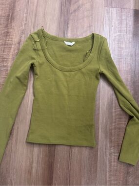 Zara Olive Green Long Sleeve Scoop Neck Top